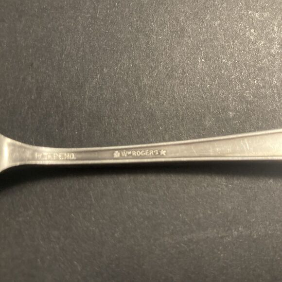 Wm Rogers Homestead Silverplate 2 FLAT HANDLE BUTTER SPREADERS 1922 Vintage - Picture 8 of 8